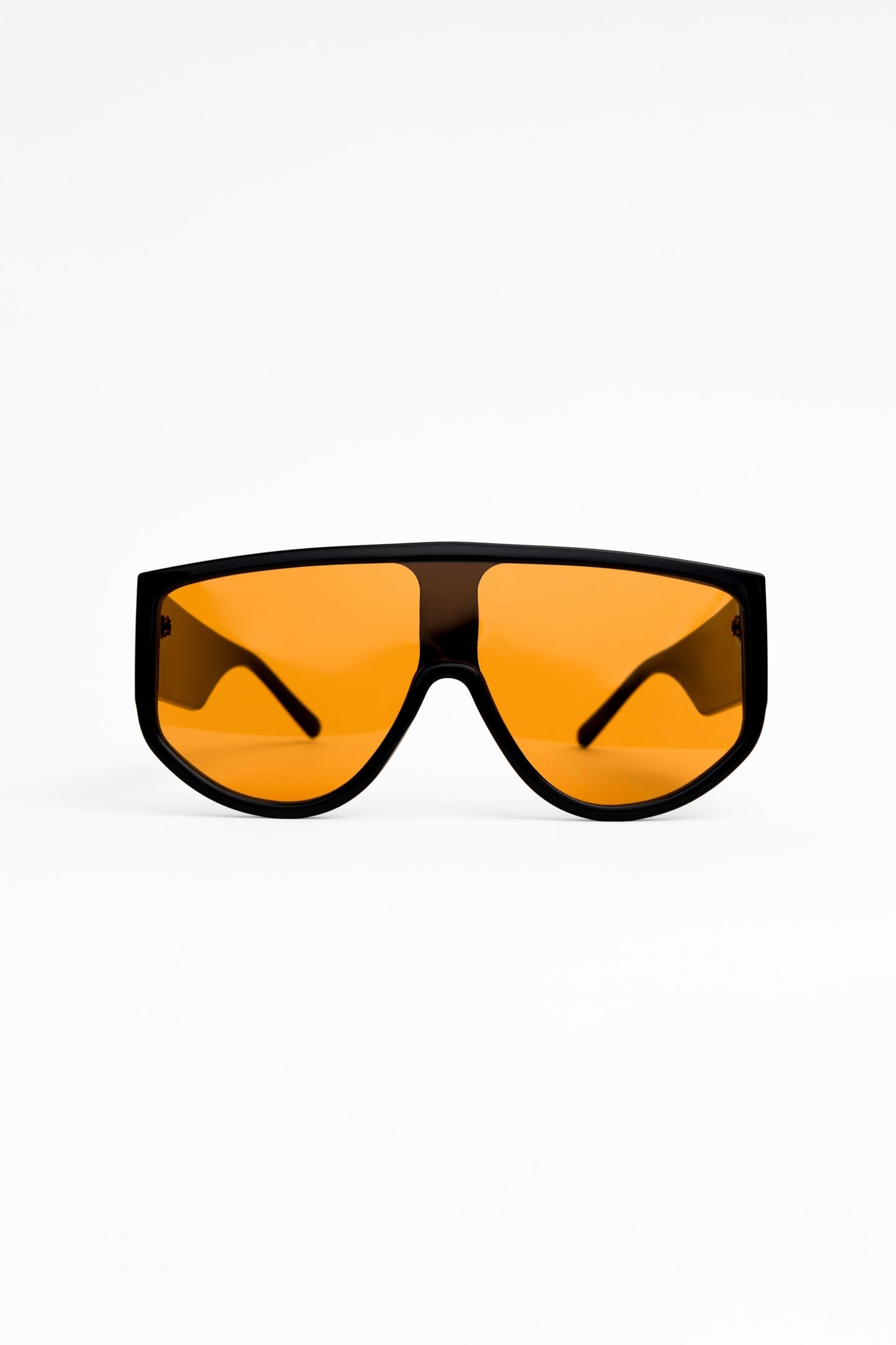 An Sfumato Fancy Style Sunglasses