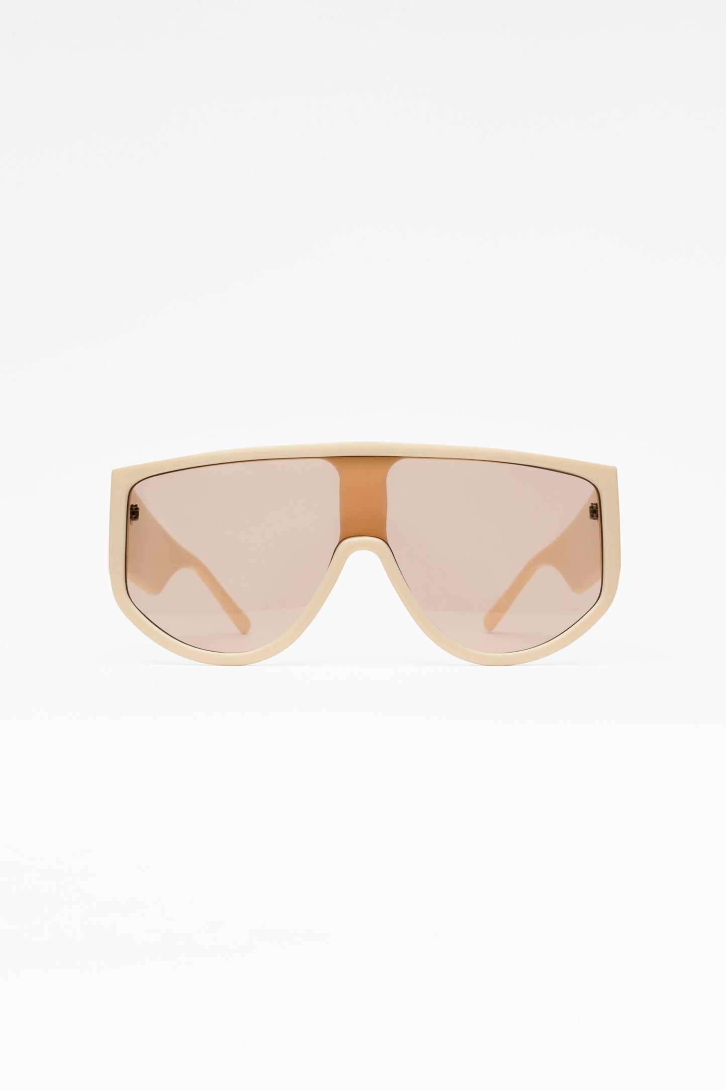 An Opulent Sfumato Style Sunglasses